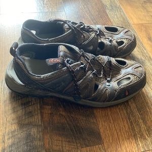 Ahnu mesh water shoes size 9.5